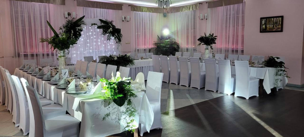 Hotel Rytwiany Dış mekan fotoğraf