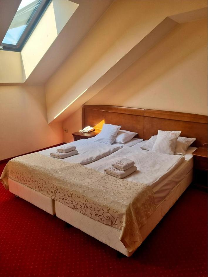Hotel Rytwiany Dış mekan fotoğraf