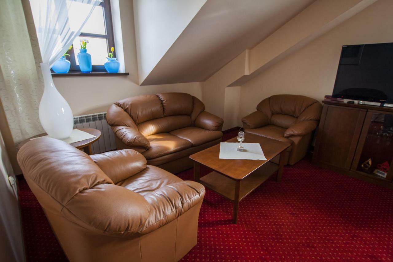 Hotel Rytwiany Dış mekan fotoğraf