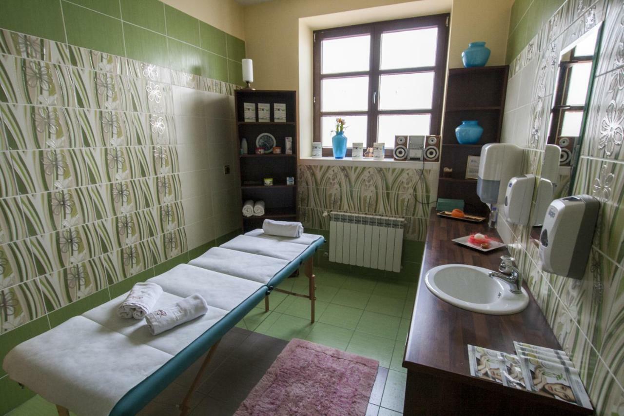Hotel Rytwiany Dış mekan fotoğraf